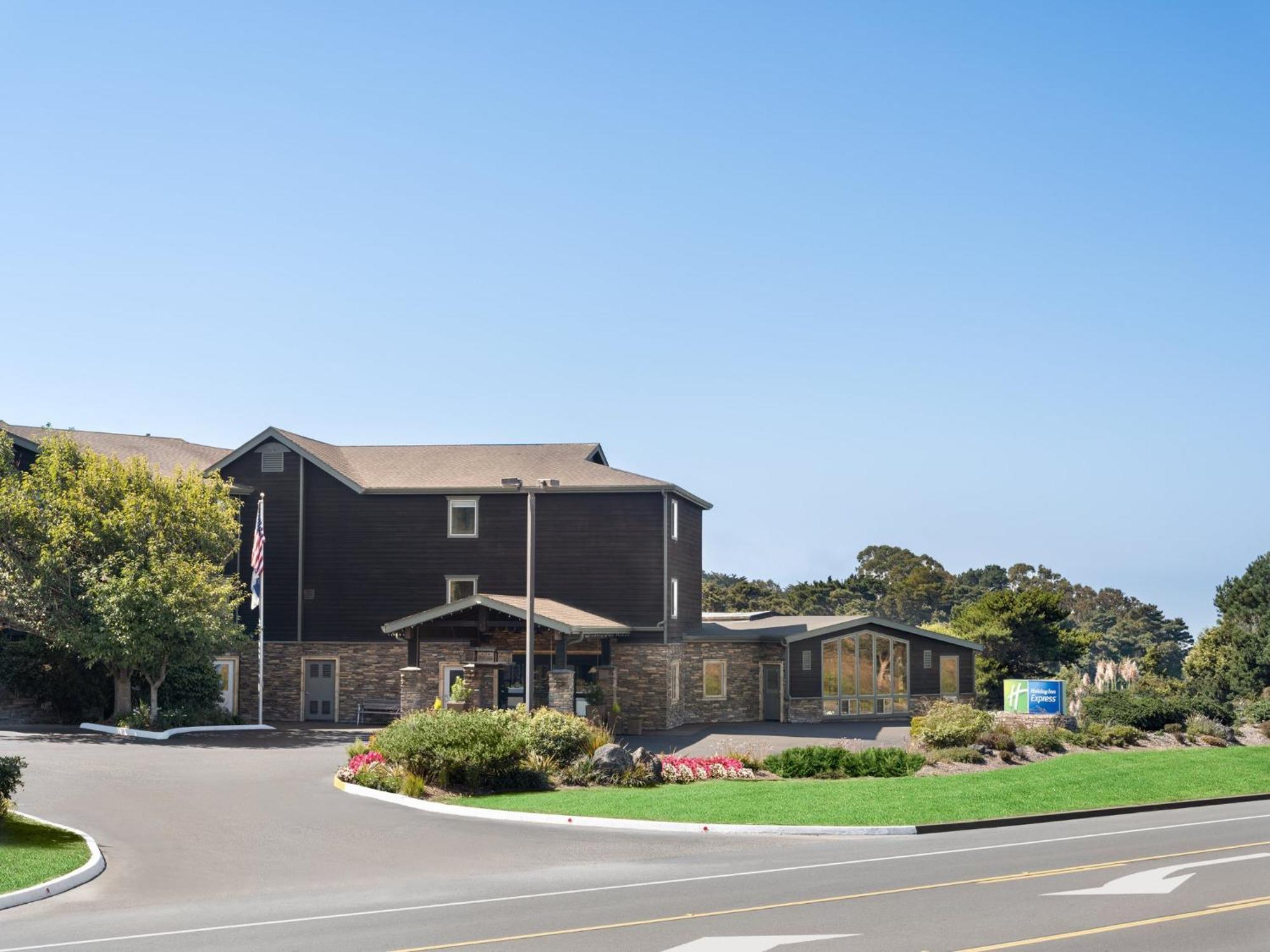 Holiday Inn Express Fort Bragg By Ihg Luaran gambar
