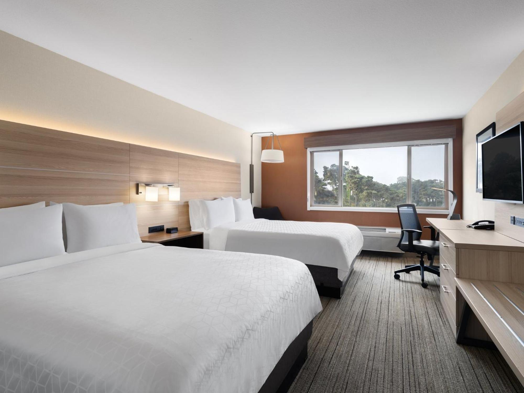 Holiday Inn Express Fort Bragg By Ihg Luaran gambar