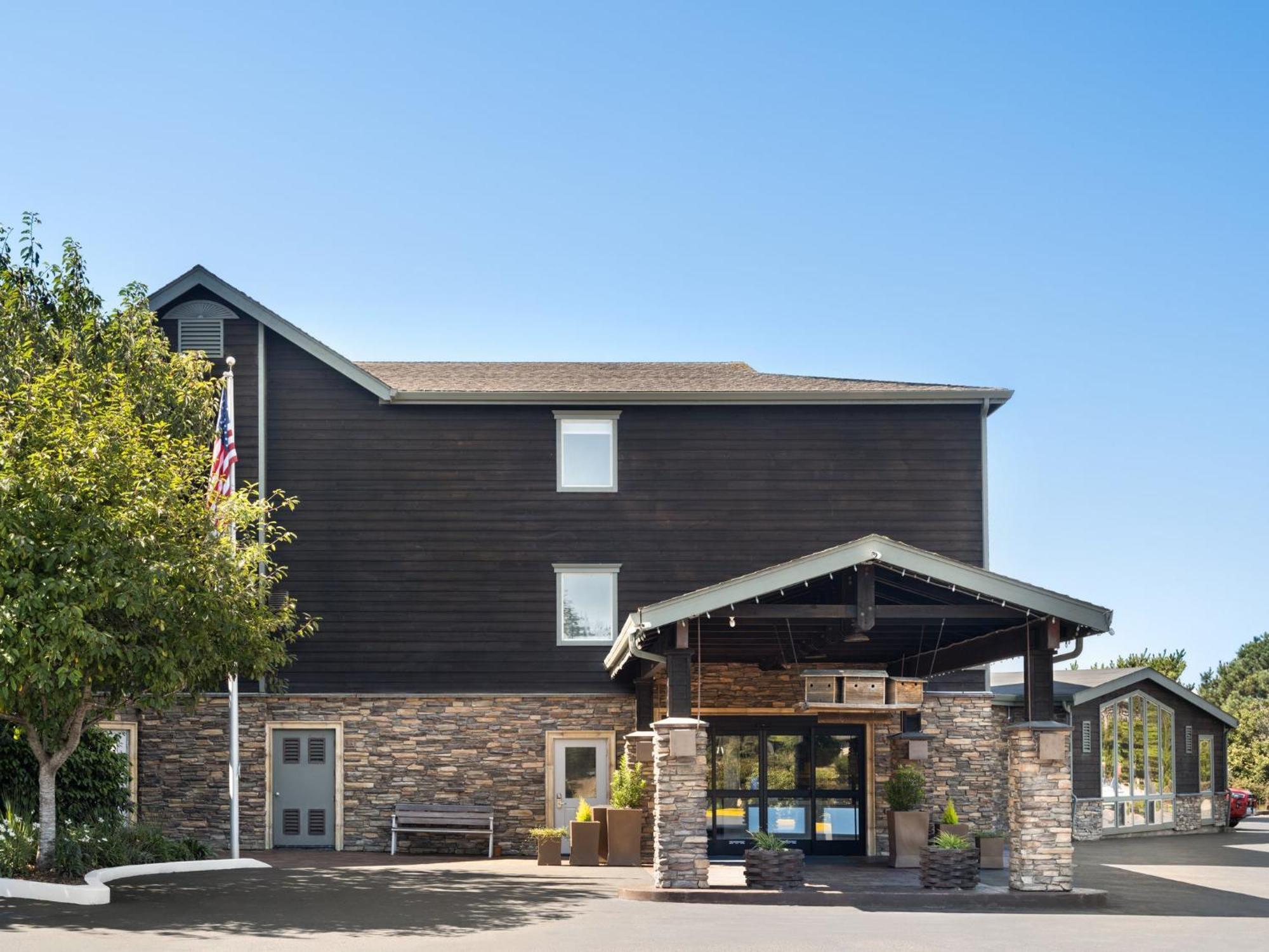 Holiday Inn Express Fort Bragg By Ihg Luaran gambar